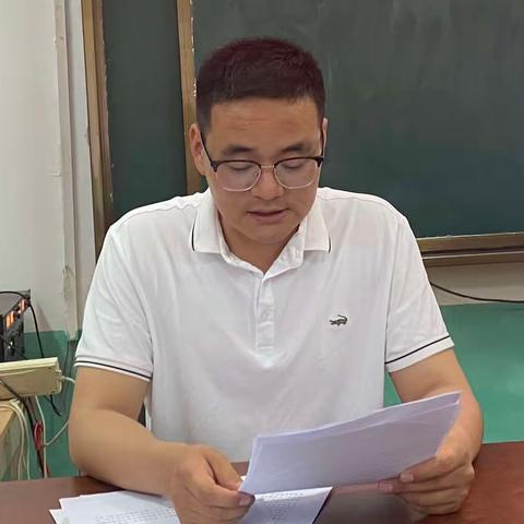 以案促改———董村镇初级中学师德师风警醒教育专题会议