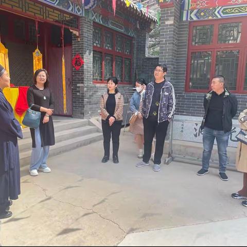 区政协社法民宗港澳台侨专委会就“加强我区宗教文化遗产保护和利用”议题开展调研