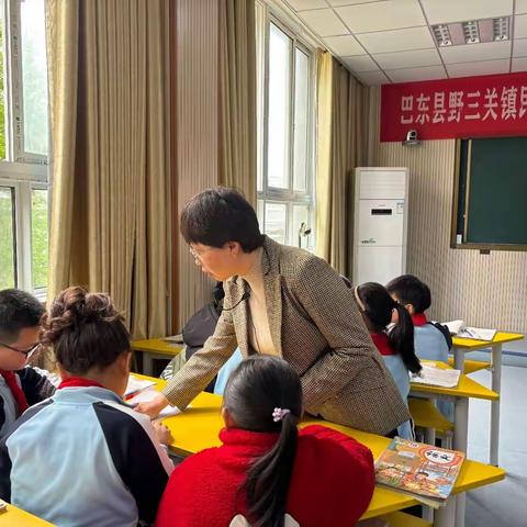 天天赛课：野三关镇民族中心小学教联体三年级语文“支架为擎，助力观察”活动掠影