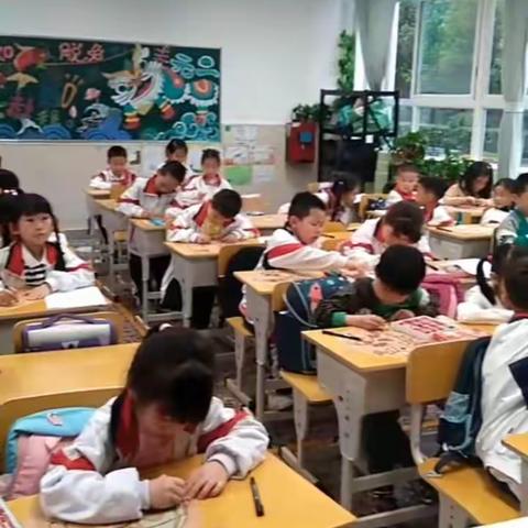 青园小学2205班美术课后辅导反馈