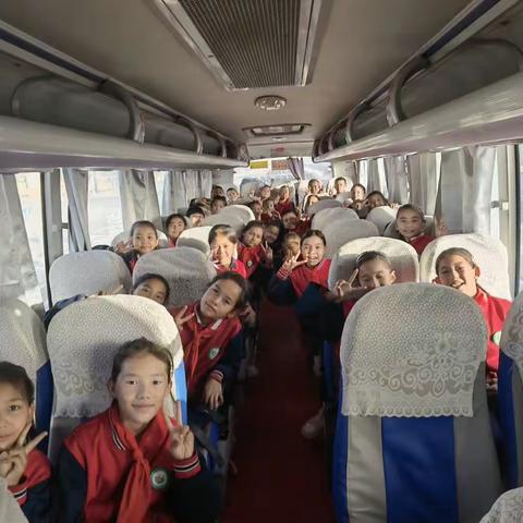 库尔勒市第五中学教育集团兰干乡中心学校组织五年级学生开展“探寻千年文明 弘扬胡杨精神”研学实践活动