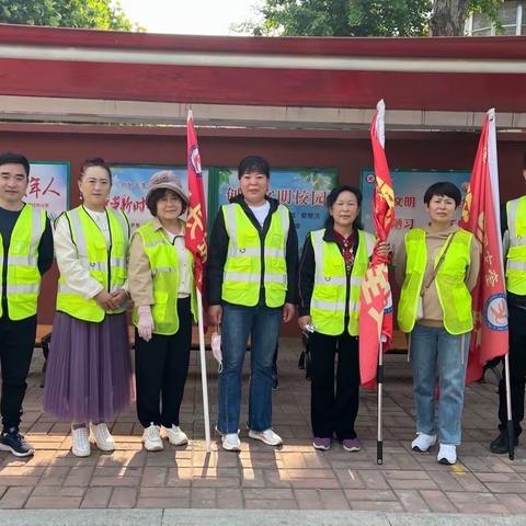 幸福街小学六（3）飞翔中队志愿执勤活动日