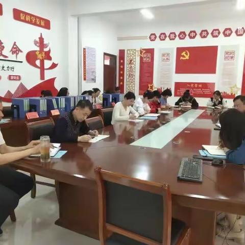 精准分析，备战中考--永安中学召开二轮模拟成绩分析会