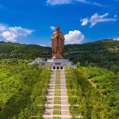 千年礼乐归东鲁，万古衣冠拜素王--记菏泽一中八一路高二级部研学活动