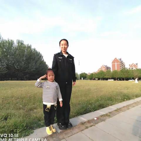 向警营里的“妈妈”致敬