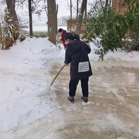 【邂逅雪景    快乐童年】韩张镇汴张路中心小学五一班学生邂逅美好