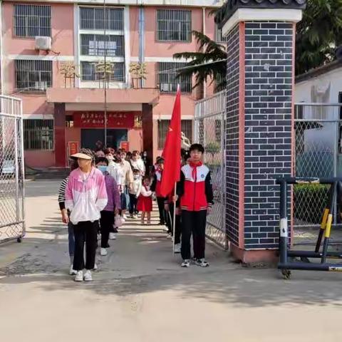 “和”风浸润童心，“皂”艺传承文化——记柳下邑小学和园母亲节亲子活动