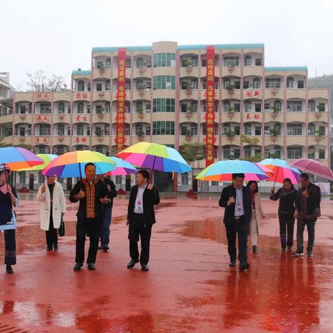 百色市民宗委到西林县西林中学开展第四批百色市民族团结进步核验工作