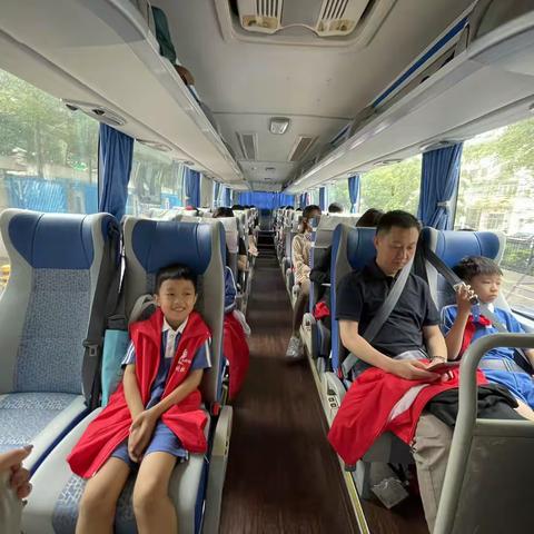 天生有爱，益起发光——百花小学四年四班慰问孤儿院活动