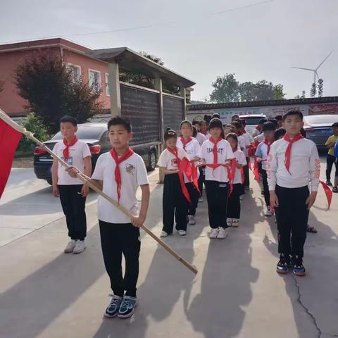 黄庄镇黄庄小学入队仪式