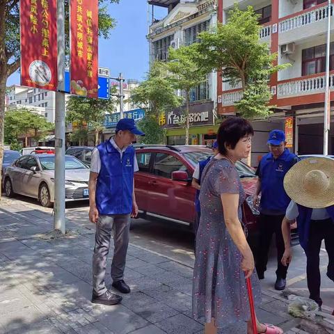 县委巡察办开展“大昌叔”“小屯妹”志愿服务活动暨“门前三包”专项整治日活动