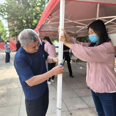 科院老年服务部馨园老年站:共融共建 让爱绽放——公益市集开始啦