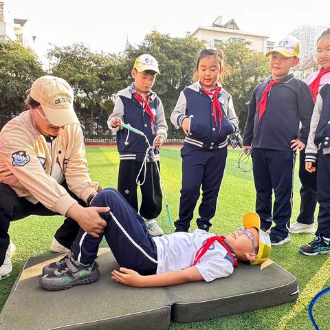 青岛市市南区小学体质监测剪影