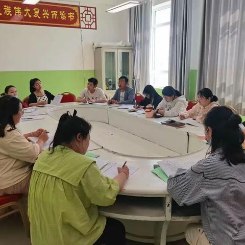 同课异构展风采，互学共研促成长”---杜热镇中学小学语文同课异构活动