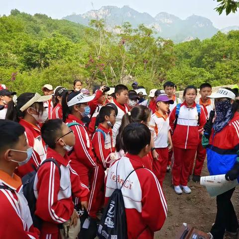 研在旅途  学在其中—记和安里小学五年级四班第二小组板厂峪研学游记