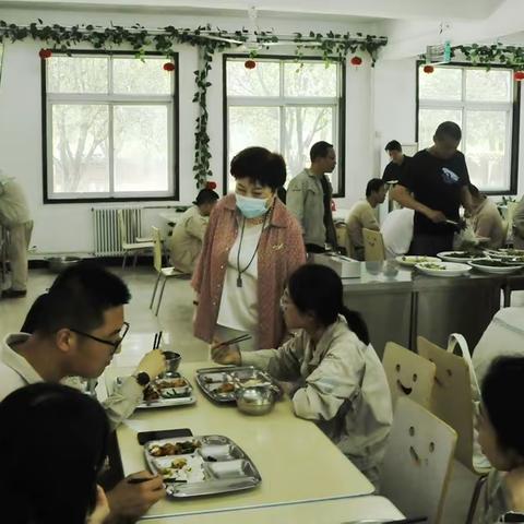 博兴餐饮大唐彬长职工食堂顺利开餐