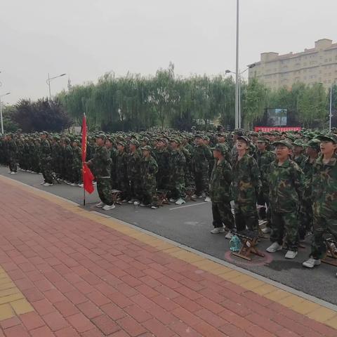 探索科技奥秘  领略文化魅力   鹤壁市鹤翔小学“国防＋专题”教育综合实践活动