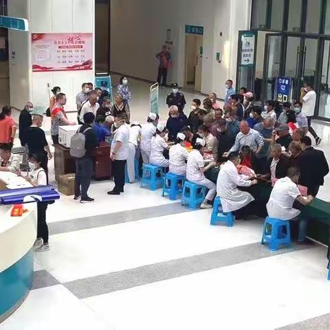 2023年5月18日“呵护生命腺----中国县域前列腺健康公益筛查项目——松滋站”在市人民…