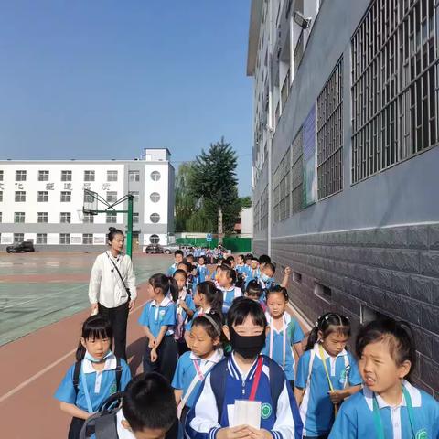 研学实践  乐享自然——记太原二中小学部植物园研学之旅