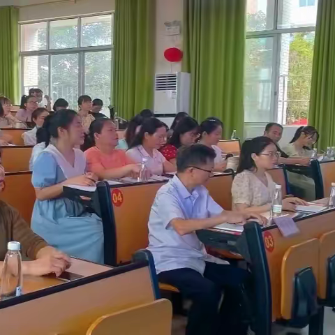 学习贯彻党的二十大精神，强国复兴我能行——港南区中小学主题班会课大赛决赛（小学组）