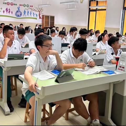 智慧课堂展风采，助推教学展实效---白云区高二生物学科教学研讨现场会
