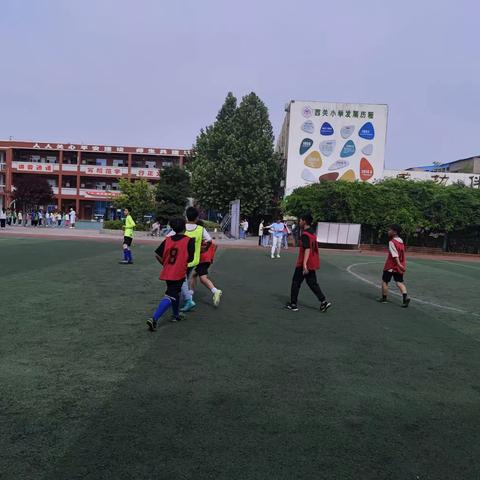 足球点燃激情⚽️绿茵绽放梦想————六五班