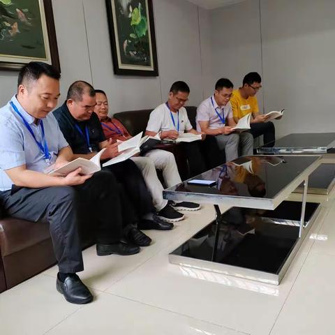 读书，让我们的世界更丰富--记南师大第30期中学校长提高培训班第四组读书活动