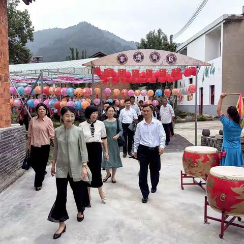 梁子湖区首个非遗特色街区在沼山镇王铺村揭牌