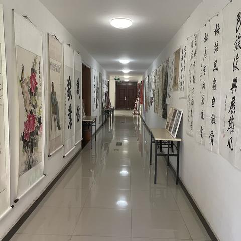 东安街头条19号院社区 举办书画摄影展