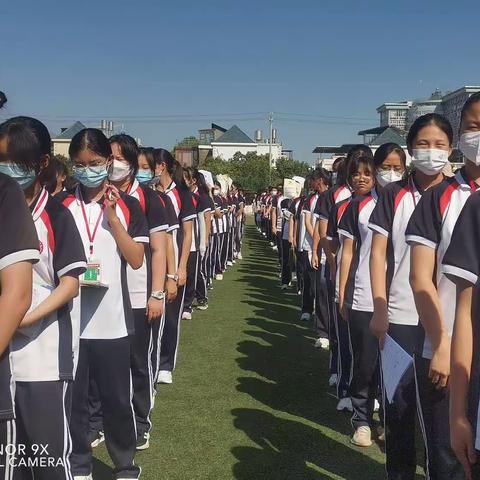 “三话六学”   普法强基补短板   蒙自市第三中学升旗仪式及国旗下讲话