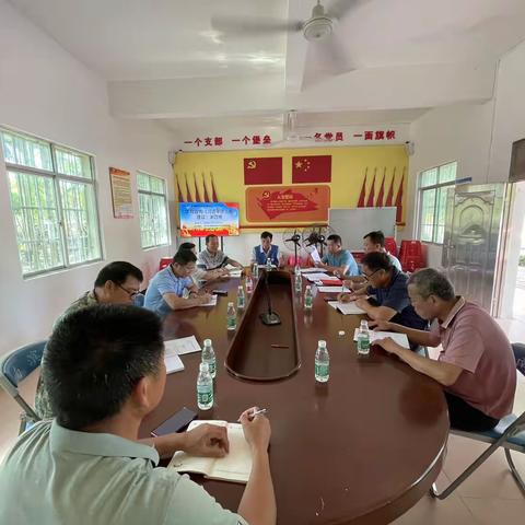 南滨居红华党总支开展《习近平谈治国理政》第四卷宣讲学习