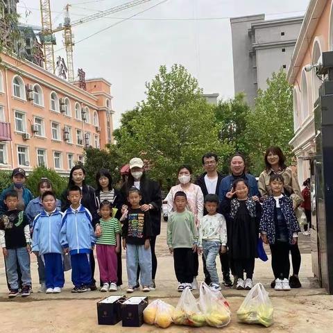 传志愿精神，做文明少年———南岭路小学社会实践活动纪实