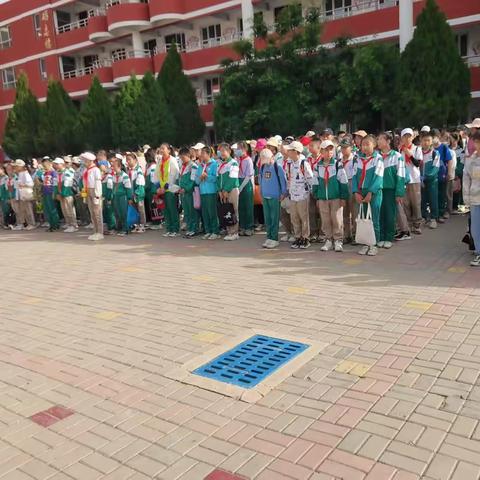 贺兰县实验小学“感受劳动之美，共享劳动快乐”暨科海稻渔研学实践活动