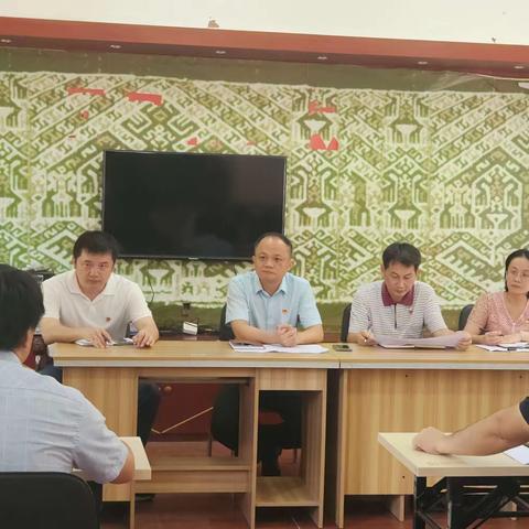 林方江同志到水满乡调研指导农民增收工作