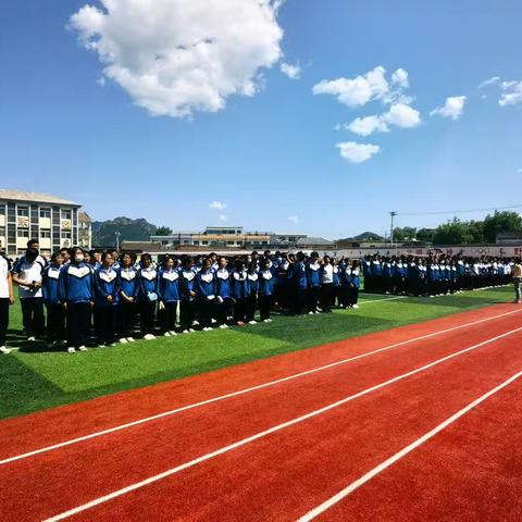 驻操营学区初级中学宿舍安全用电倡议书