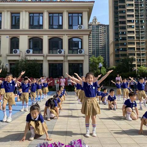 洛阳市瀍河回族区第一幼儿园“悦动童年  活力飞扬”———迎“六一”户外阳光快乐操观摩活动