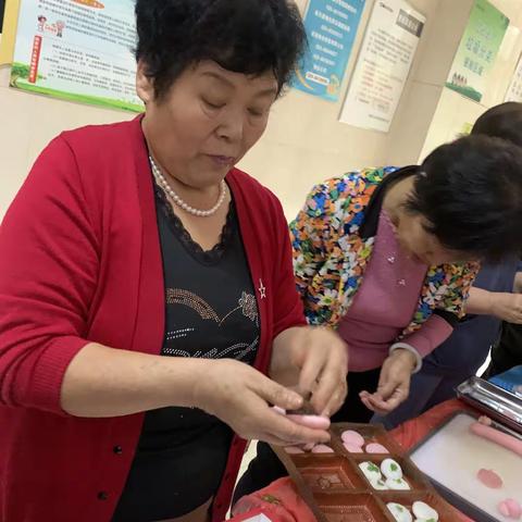 卡布奇诺观澜物业“月满中秋，喜迎国庆”活动