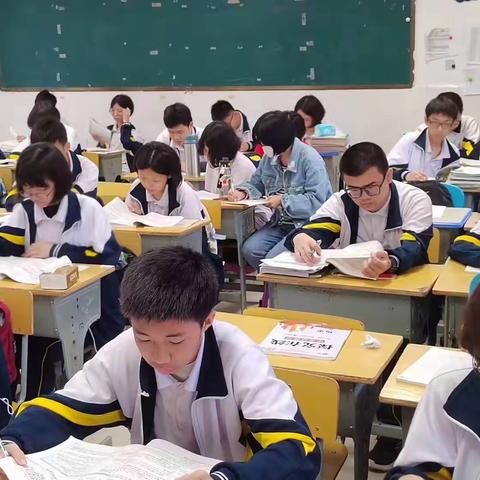 语文课堂展风采，听课评课促成长——海口九中语文组开展推门听课教学教研活动