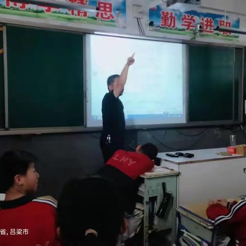 龙花垣学校开展 “学习党的二十大，唱响青春主旋律” 主题活动