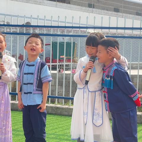 快乐时光幼儿园三月三丰富多彩的庆祝活动