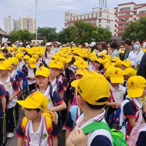 快乐于行          研学于心———新华门小学玉成分校一年级（5）班研学之旅