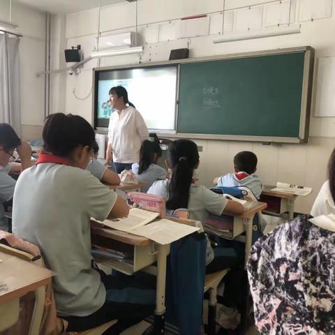 聚焦学科教研，提升教学质量——中心小学综合组教研活动纪实