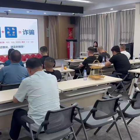 华夏银行临沂分行开展金融消费者权益保护宣传月之“支行行长说消保”活动