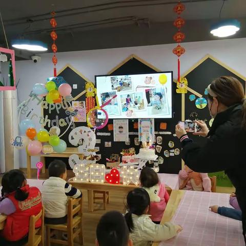 初新艺术幼儿园欢迎小朋友的加入