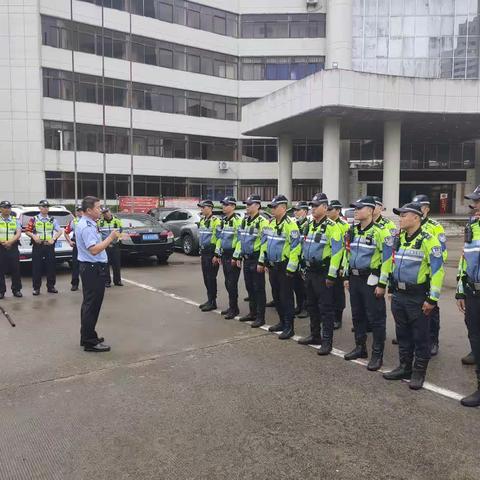 龙华大队开展2023年“红蓝对抗”实战训练