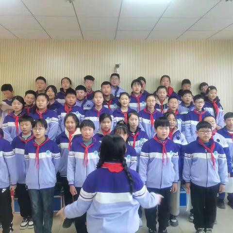 东陵乡裕大中心小学《谁不说咱遵化美》庆元旦合唱比赛