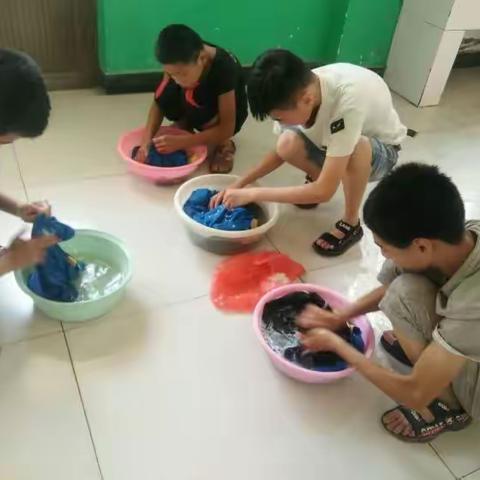 夏季，孩子们自己动手，太棒了