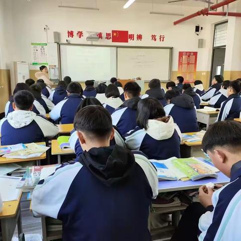 展风采，促成长——临漳县第七中学八年级英语公开课纪实