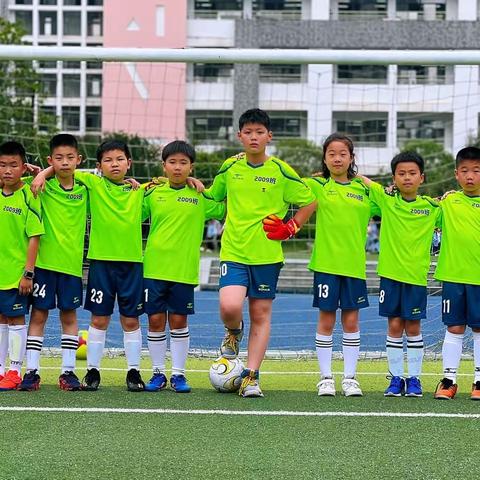 祝融小学“幸福杯”第五届校园足球联赛，夺冠快乐共享