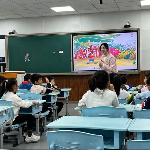 回龙观第二小学低年级英语读写磨课研究活动